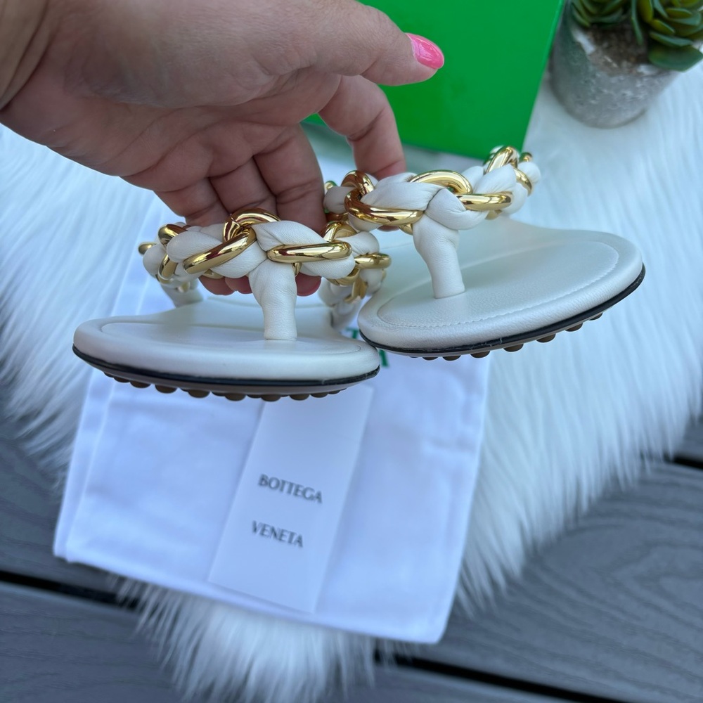 Bottega Veneta Chain Flat Sandals - Picture 3 of 4